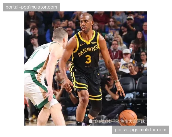 库里应对紧逼防守方式多样 借鉴保罗背身技术优化进攻选择 库里应对紧逼防守方式多样 借鉴保罗背身技术优化进攻选择